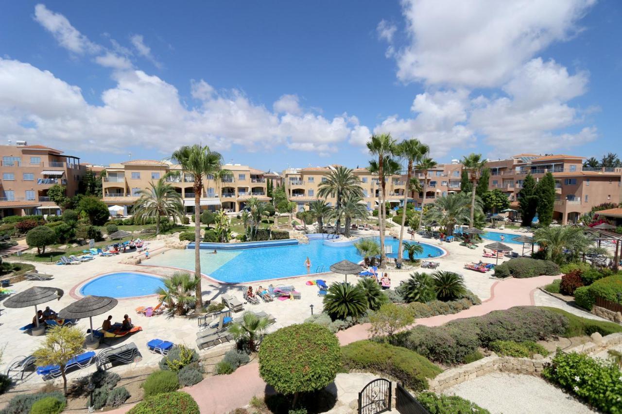 Victor Apartment Paphos Buitenkant foto