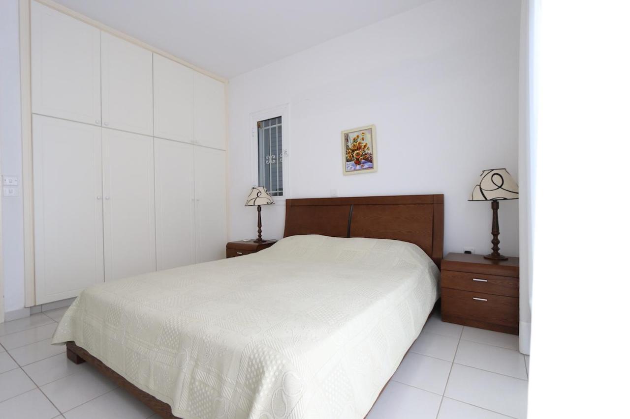 Victor Apartment Paphos Buitenkant foto