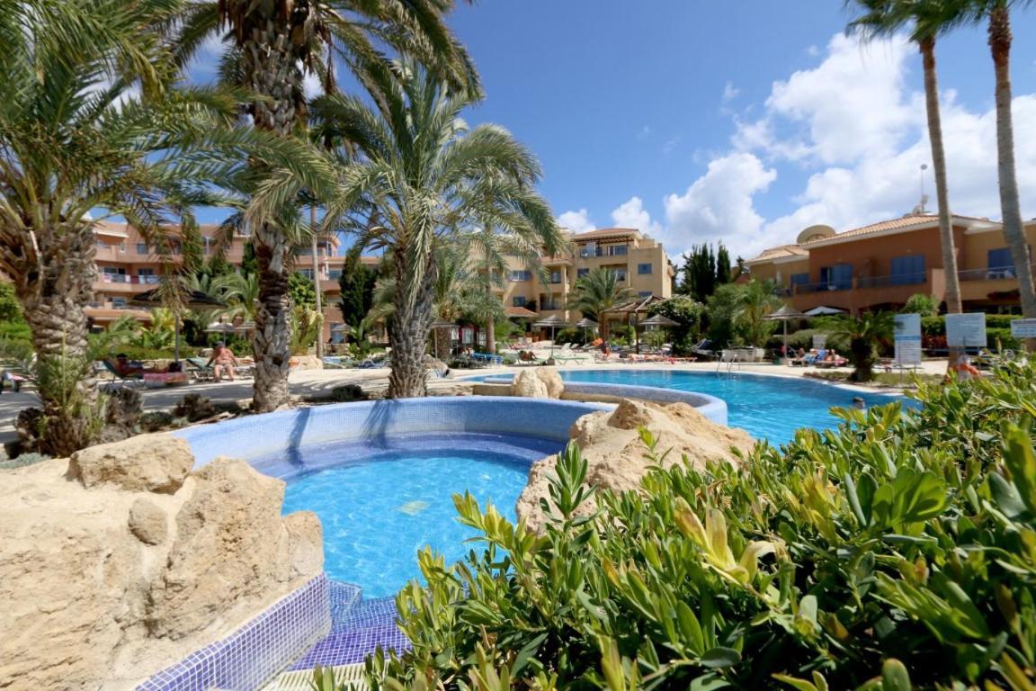 Victor Apartment Paphos Buitenkant foto