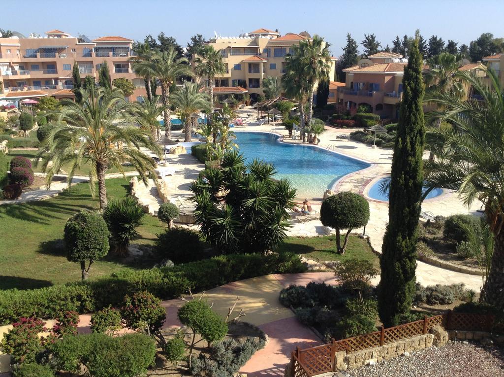 Victor Apartment Paphos Buitenkant foto