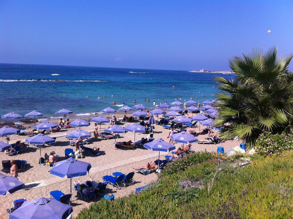Victor Apartment Paphos Buitenkant foto